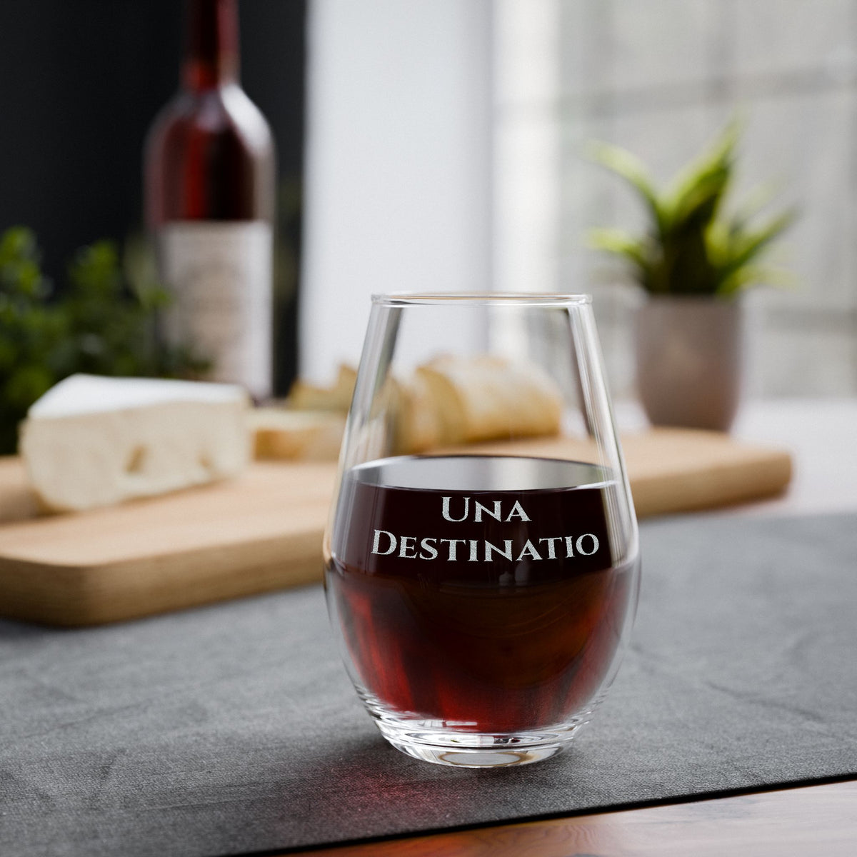 Una Destinatio Engraved Stemless Wine Glass